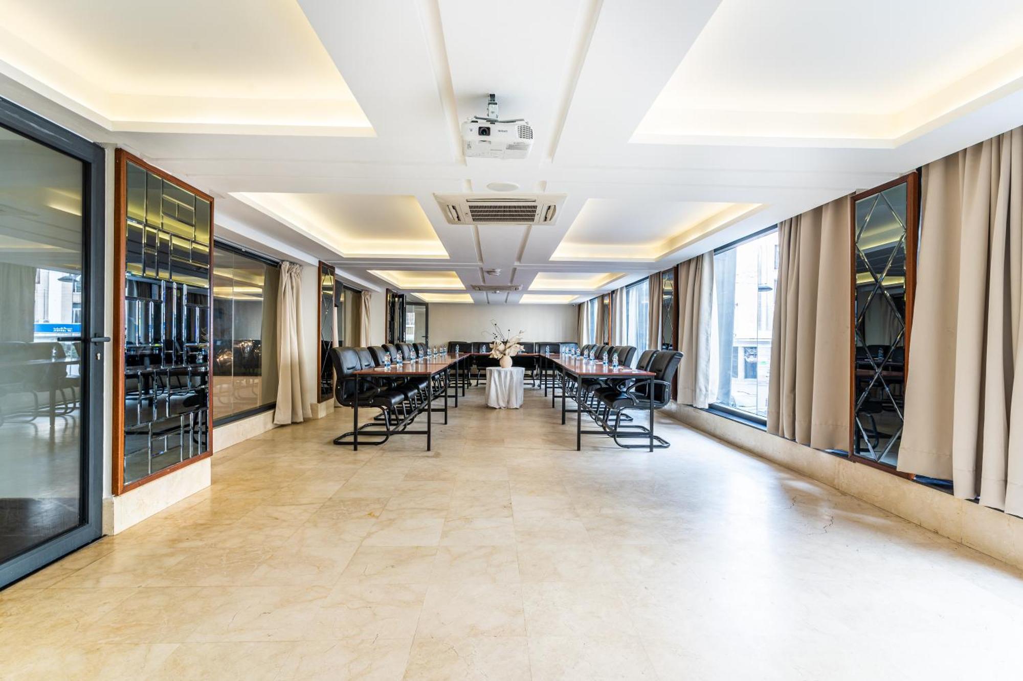 One Hotel Casablanca Bagian luar foto The 10th floor of the hotel