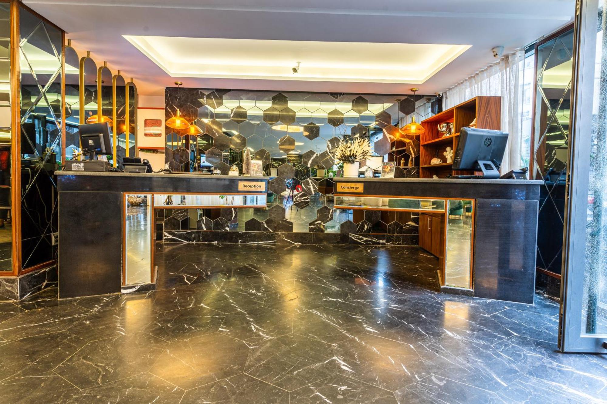 One Hotel Casablanca Bagian luar foto The hotel's lobby